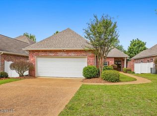 207 Geneva Blvd, Madison, MS 39110