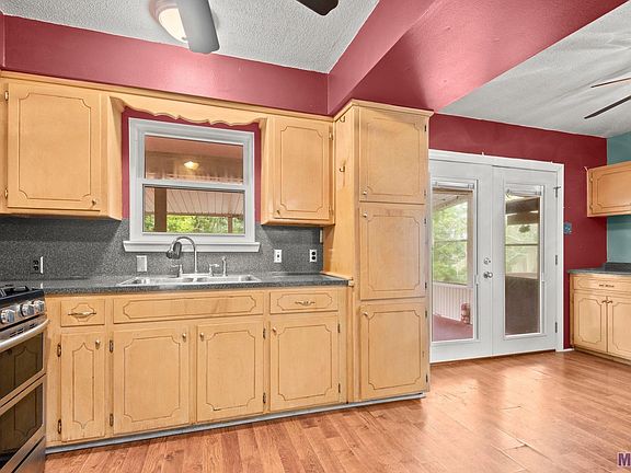 2nd image of 14155 Old River Rd