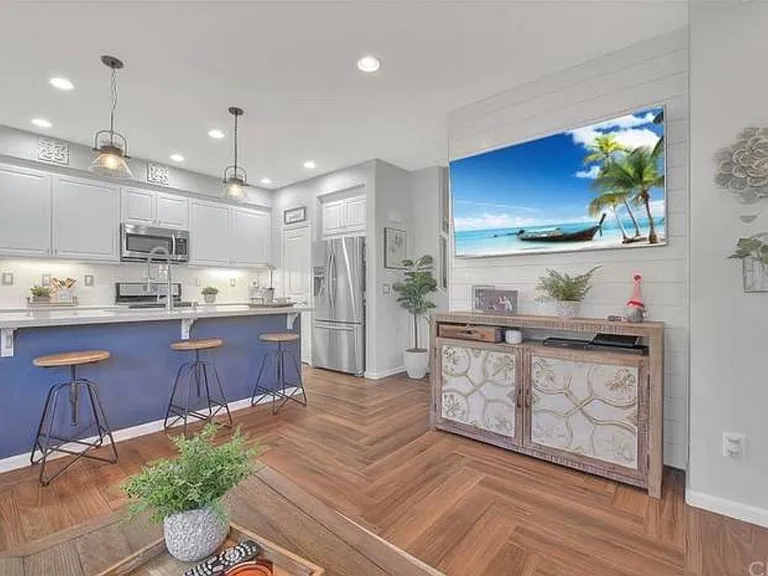 44082 Calle Luz — Photo 8