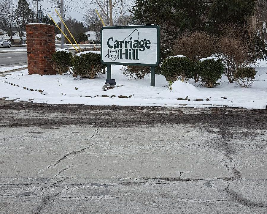 1st image of 6920 Carriage Hill Dr APT 102