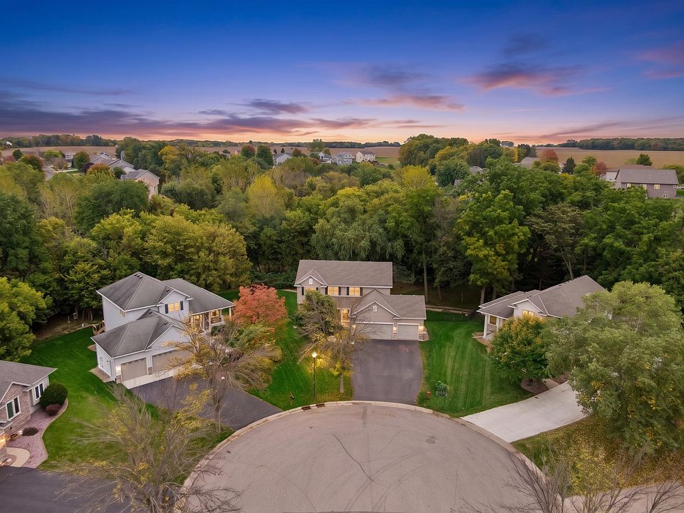 1st image of 848 Bridle Creek Ln