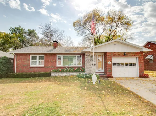 3109 Clay St, Alton, IL 62002