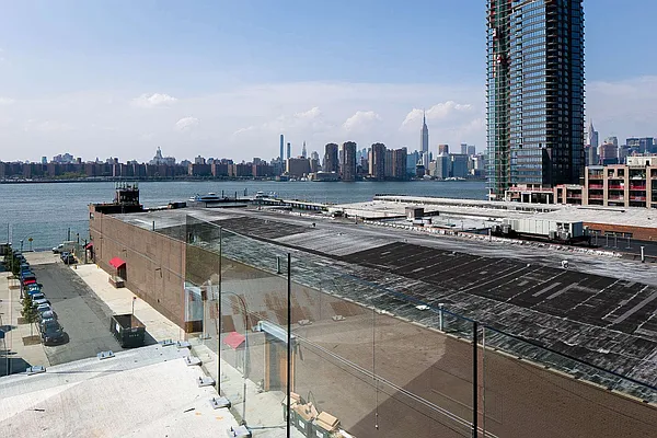 Rented by Nooklyn NYC LLC | media 19