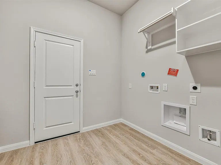 3911 Sugardale St — Photo 13