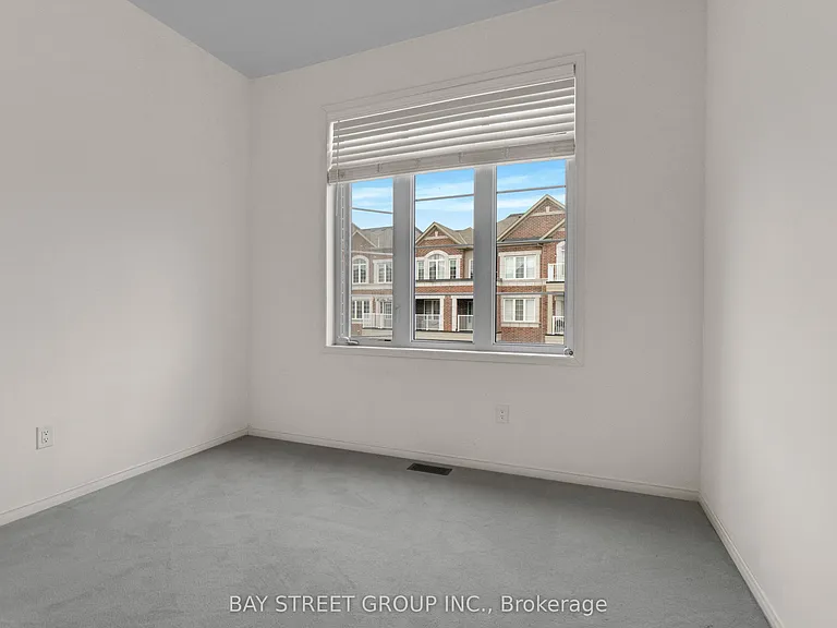 86 Ness Dr — Photo 18