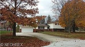 1st image of 760 Woodbrook Rd