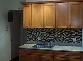 300 N 8th St APT 8, Brooklyn, NY 11211