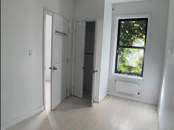 4th image of 64 S Elliott Pl APT 3b