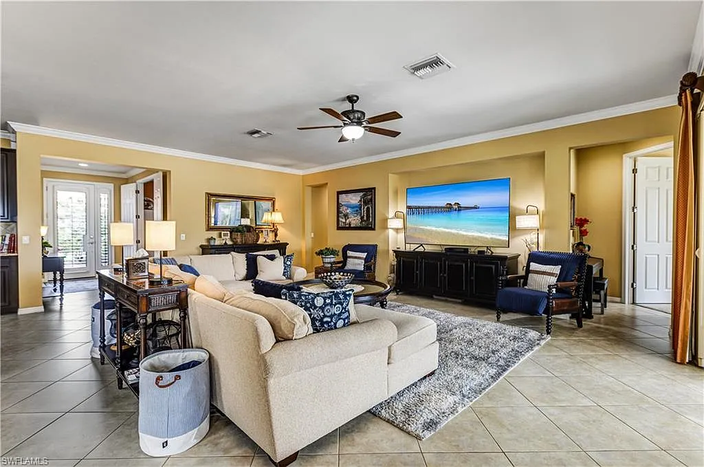 3 bed, 2.5 bath, 2250 sqft, $6,500 — Photo 4
