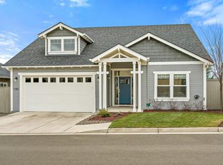 1130 Banyan Ln, Medford, OR