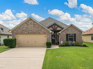 3815 Pickering Pass Dr, Bossier City, LA 71111