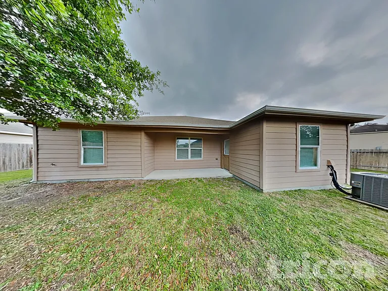 308 Crooked Pine Ct — Photo 16