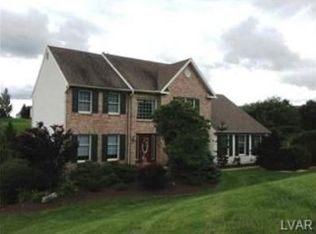 4745 Cortland Dr, Orefield, PA 18069