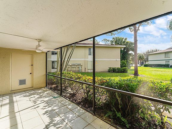 4th image of 6516 Chasewood Drive #D