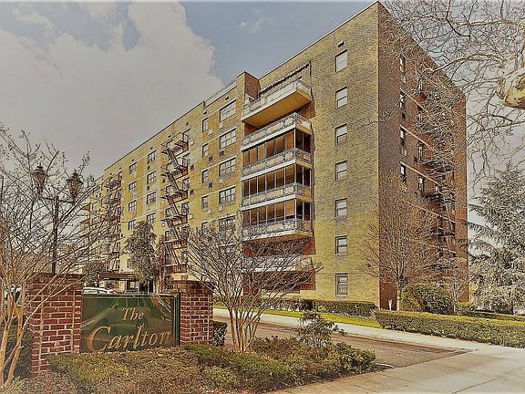 2nd image of 8829 155th Ave APT 6M