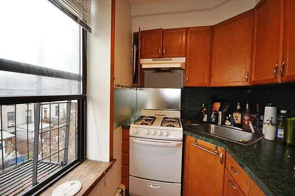 Rented by Corcoran | media 51