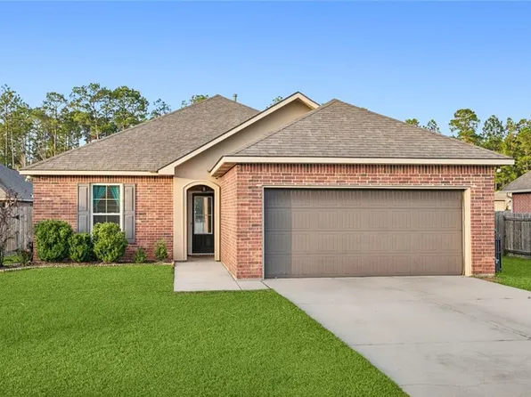 325 Debouchel Pl, Mandeville, LA 70471