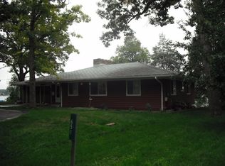 645 E Shore Dr, Whitmore Lake, MI