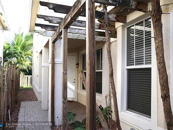 3rd image of 1112 NW 2nd Ave #1112