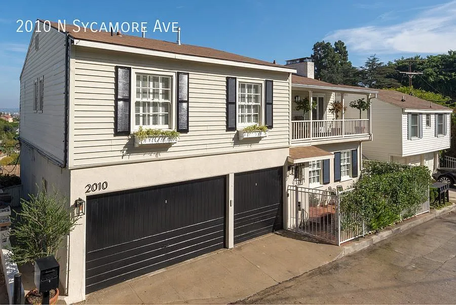 2010 N Sycamore Ave, Hollywood Hills — Photo 2