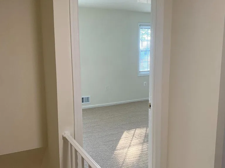 10175 Irongate Way — Photo 24