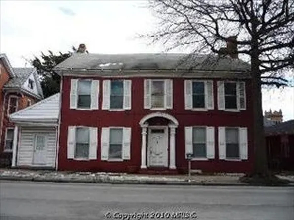 170 S 2nd St, Chambersburg, PA 17201
