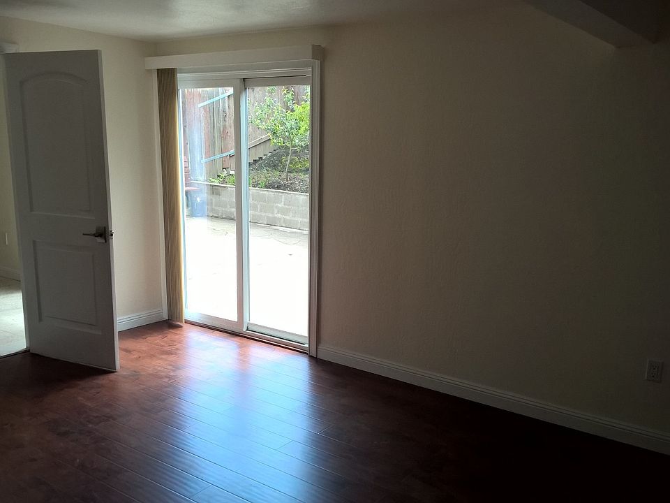 2nd image of 2955 Dublin Dr