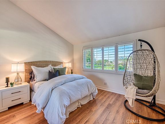 3rd image of 501 Avenida Ladera