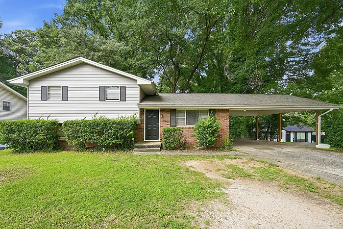 708 Anderson Dr