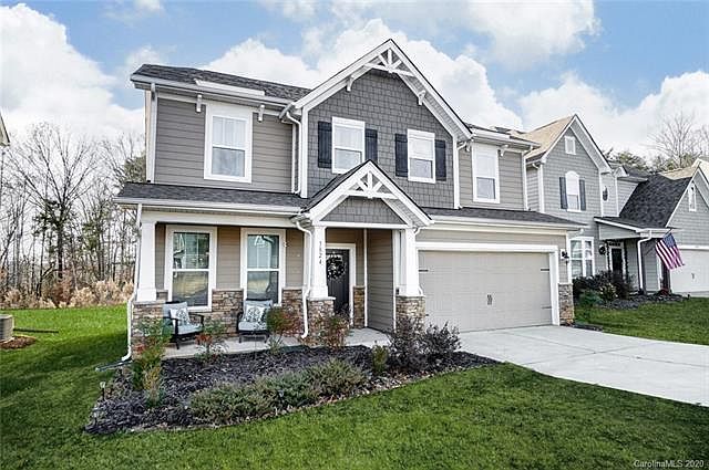 1st image of 3824 Lake Breeze Dr
