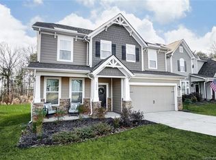 3824 Lake Breeze Dr, Sherrills Ford, NC 28673