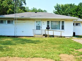 1405 N Division Ave, Urbana, IL 61801