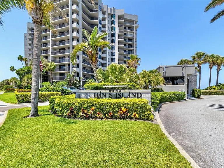 1660 Gulf Blvd #607 — Photo 49