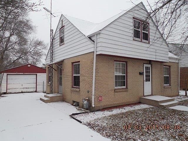 1st image of 2707 Custer Ave