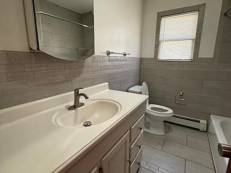 52 Frederick St — Photo 8