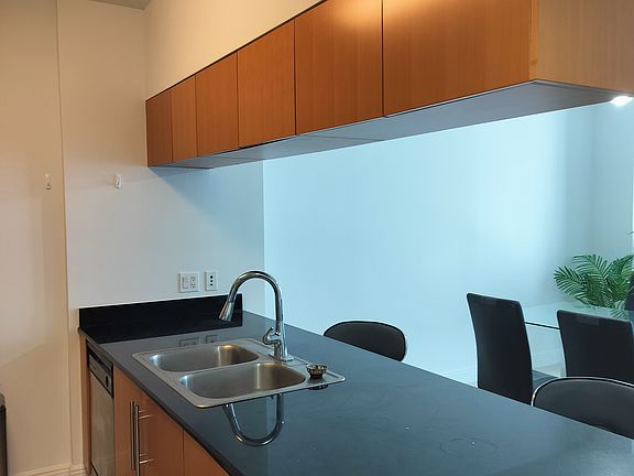 2nd image of 1750 N Bayshore Dr APT 1604