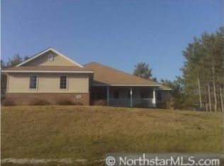 1461 Creekwood Dr, New Richmond, WI 54017