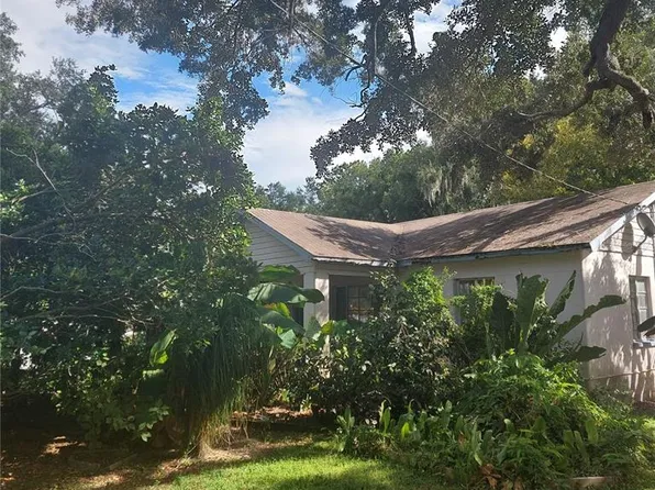 1915 E Powhatan Ave, Tampa, FL 33610