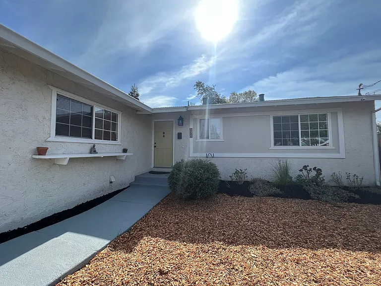 575 Bonnie Ave — Photo 27