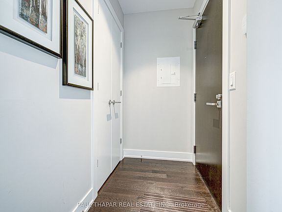 2nd image of 3018 Yonge St #1114