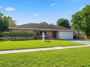 11576 Sanderling Dr, Wellington, FL 33414