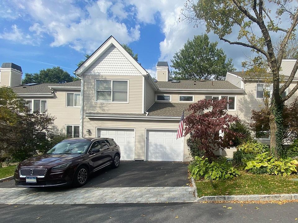 1st image of 136 Winchester Dr