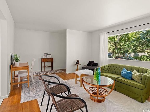 5th image of 108 Marsh CRESCENT