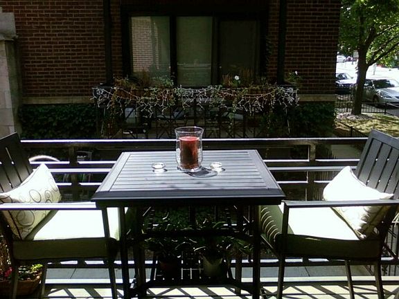 2nd image of 1151 W Grace St APT 1N