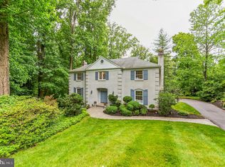 343 N Woodmont Dr, Downingtown, PA 19335