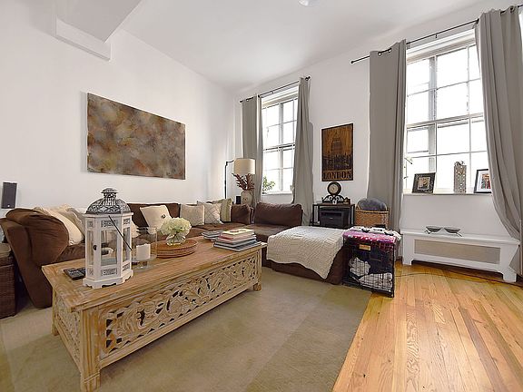 3rd image of 160 W 16th St APT 4I
