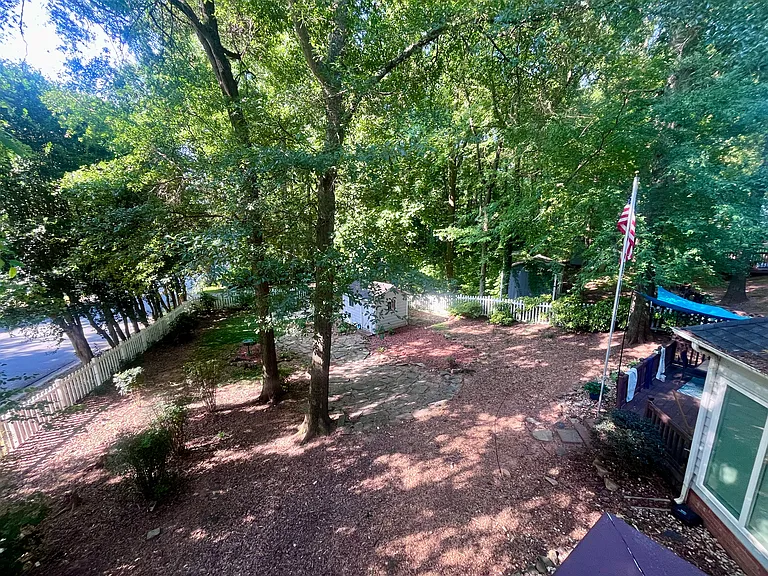 1630 Bear Mountain Rd — Photo 10