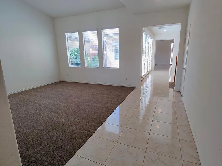 3716 Lower Saxon Ave — Photo 2