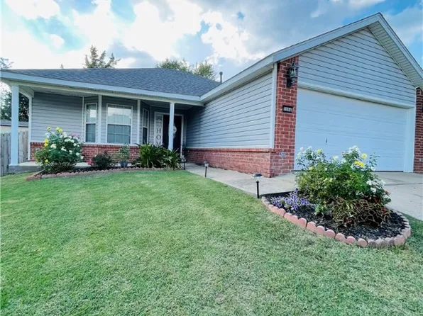 2664 Brookside St, Springdale, AR 72764