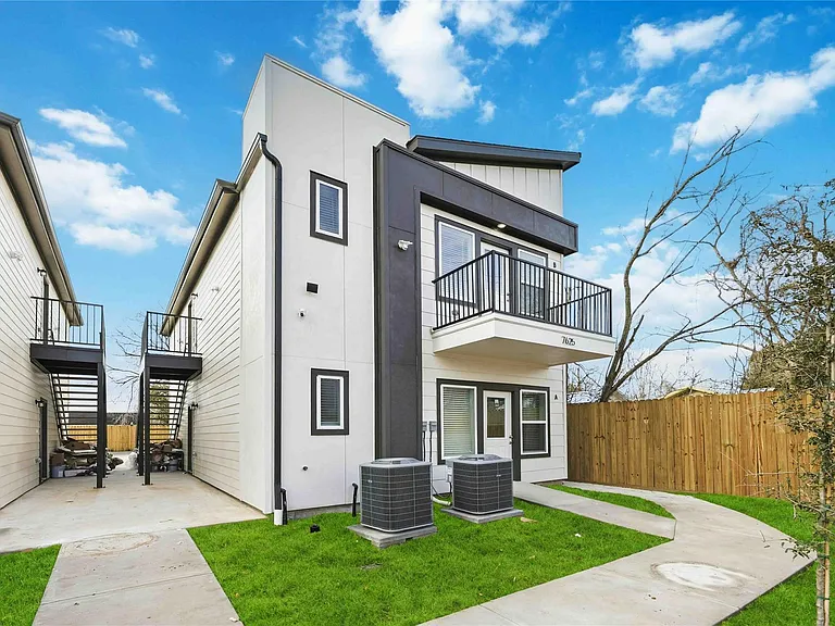 7625 De Priest St #D — Photo 18